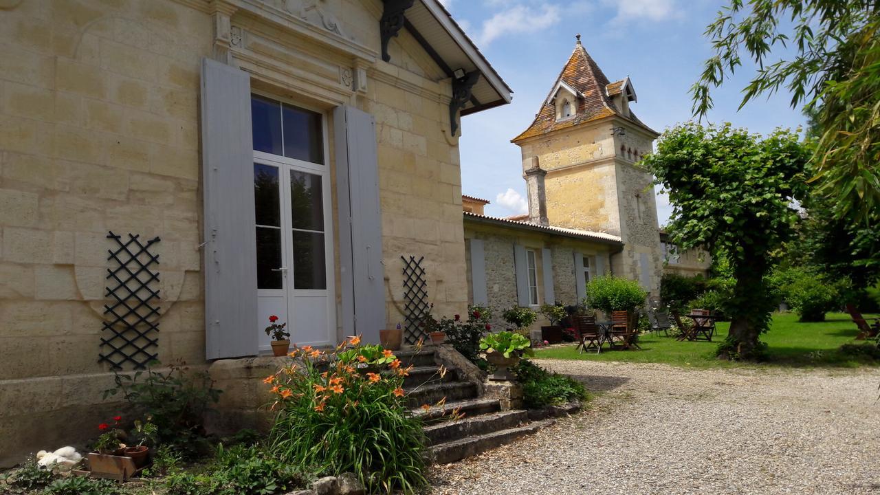 Golf De Teynac Bed & Breakfast Beychac-et-Caillau ภายนอก รูปภาพ