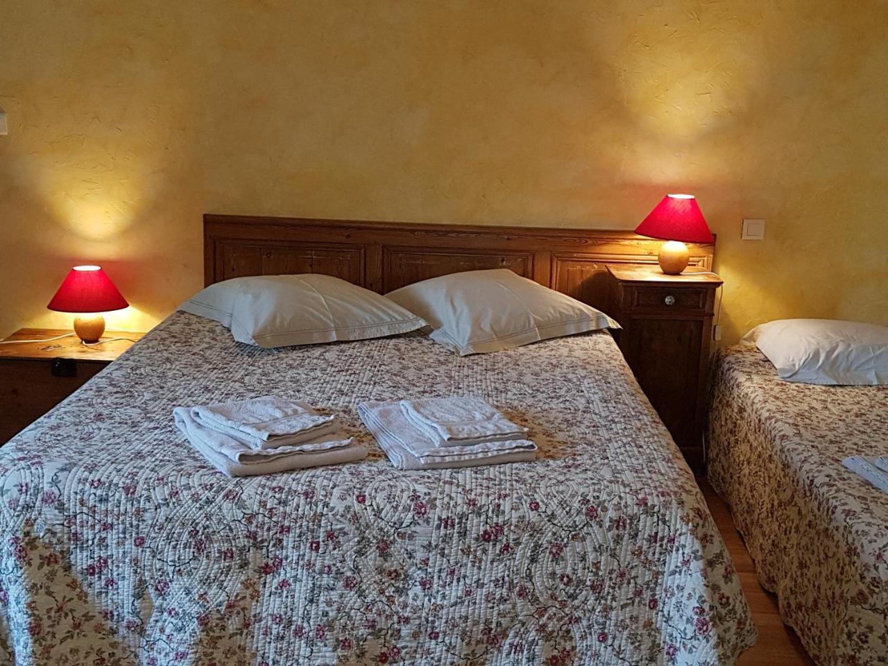 Golf De Teynac Bed & Breakfast Beychac-et-Caillau ภายนอก รูปภาพ