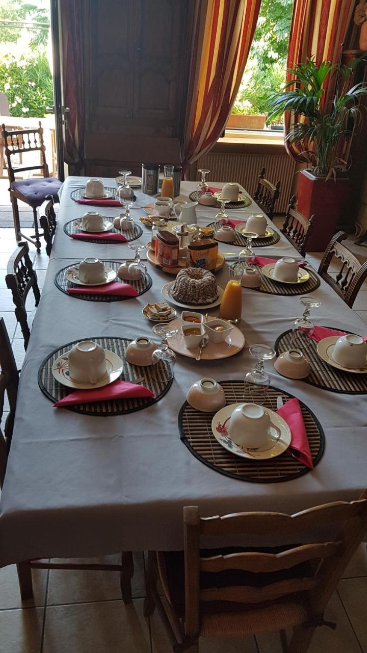 Golf De Teynac Bed & Breakfast Beychac-et-Caillau ภายนอก รูปภาพ